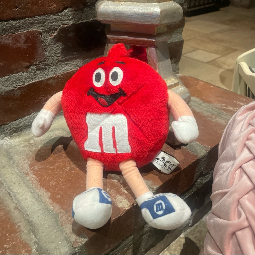 Vintage 1987 M&M Mars red plush